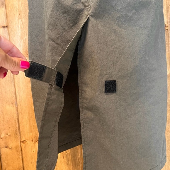 Eddie Bauer Small Petite Green Midi Utility Skirt Elastic Waist Outdoor - Picture 7 of 9